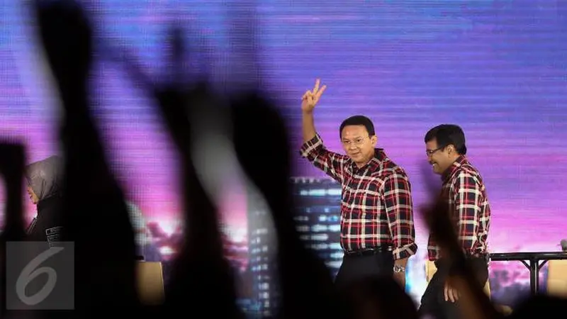 Ahok - Djarot saat debat Pilkada putaran pertama