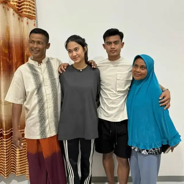 Potret Kenangan Azizah Salsha dengan Ayah Pratama Arhan