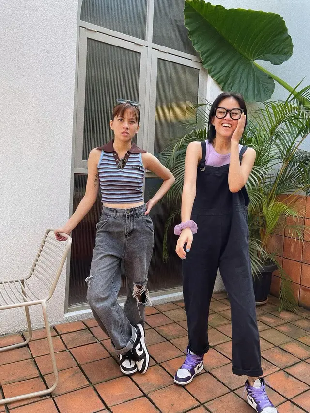 Adhisty Zara dan sang kakak, Hasyakyla Utami Kusumawardhani begitu kompak. Mereka juga sama-sama terjun ke dunia entertainment. (Foto: Instagram/@hasyakyla)