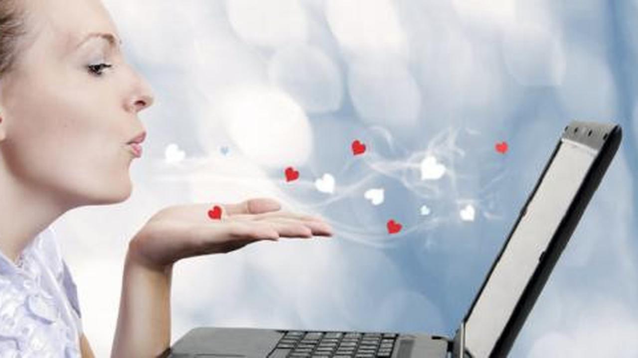 10 Aturan profil kencan online untuk wanita