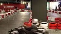 Arena Go-kart Indoor Buka Cabang Pertama di Jakarta, Bisa Uji Adrenalin hingga Lepas Stres Bersama