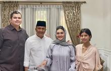 8 Potret Kedekatan Bella Saphira dengan Anak Sambung, Penuh Haru di Momen Pernikahan Sang Putra