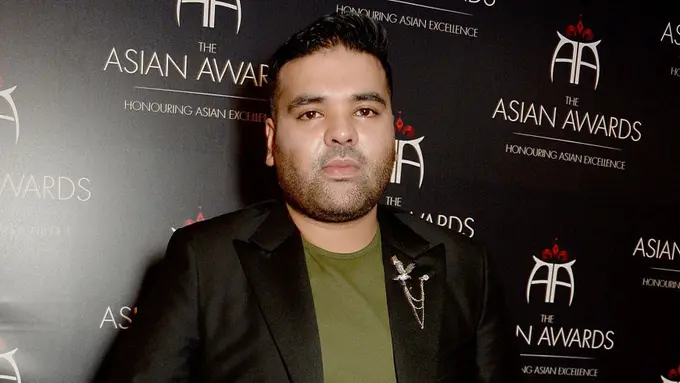 [Bintang] Naughty Boy