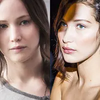 Banyak banget yang bilang Jennifer Lawrence dan Bella Hadid itu mirip. Ini salah satu buktinya! (REX/Shutterstock)