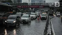 Banjir Tutup Akses Tol Menuju Bandara Soekarno Hatta