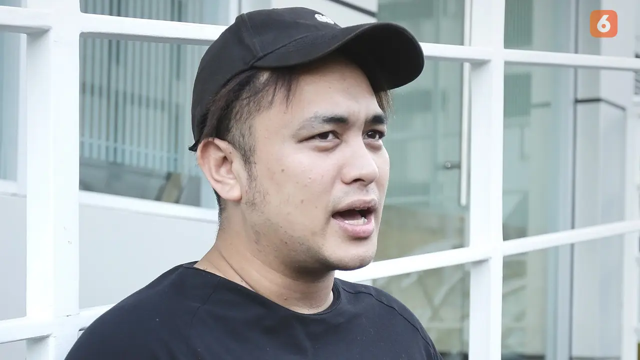 [Fimela] Gilang Dirga