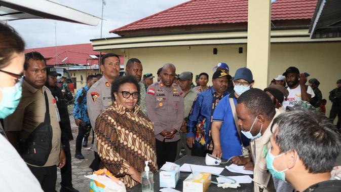 Wamendagri Ribka Pastikan Penanganan Pengungsi Jayawijaya Terkoordinasi