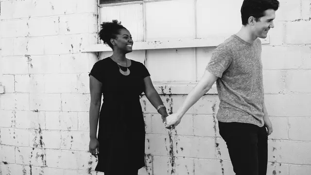 [Bintang] Duh! Duh! Duh! 5 Shio Ini Sering Banget Bikin GR