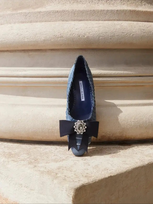 Dari Hidup Mewah Marie Antoinette, Manolo Blahnik Ciptakan Koleksi Sepatu Bak Sang Ratu