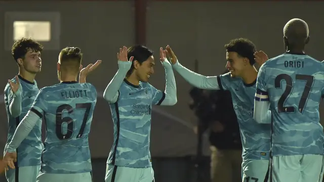 Liverpool Lumat Lincoln City 7-2