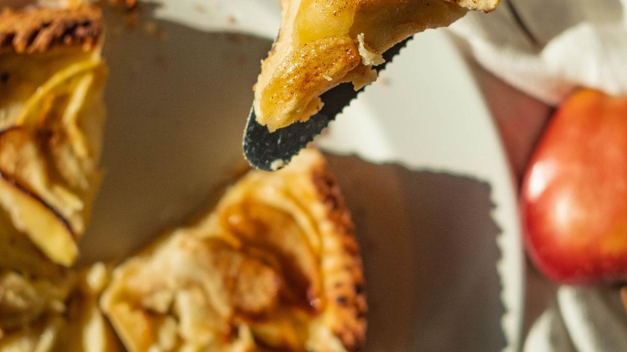<b>Pie Kentang Manis</b>
