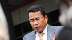 Pemeriksaan tersebut terkait dugaan kepala sekolah TK JIS, ED, serta dua staf guru, yaitu NB dan FT melakukan pencabulan anak didik mereka di Jakarta International School (JIS). (Liputan6.com/Faizal Fanani)