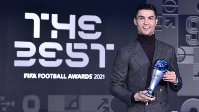 Foto: 5 Pemain dengan Penghargaan Individu Terbanyak, Messi Ungguli Ronaldo