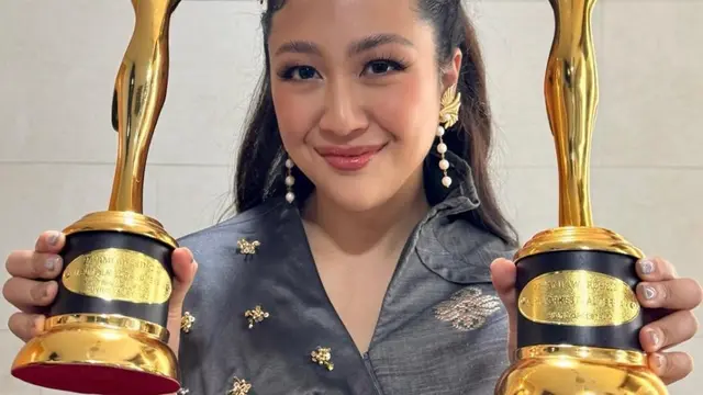 Sherina Munaf Tampil Memukau di AMI Awards 2024, Raih Dua Penghargaan Bergengsi