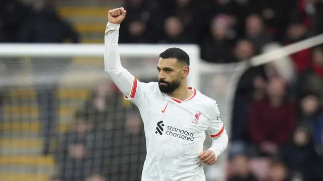 Foto: Aksi Trengginas Mo Salah saat Bawa Liverpool Tumbangkan Bournemouth di Liga Inggris