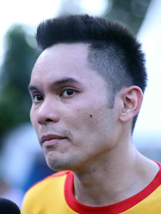 Pemeran film 'Perahu Kertas' itu diam-diam juga sedang mencari ibu baru buat anaknya, Sienna Ameerah Kasyafani yang kini tinggal bersamanya. (Nurwahyunan/Bintang.com)