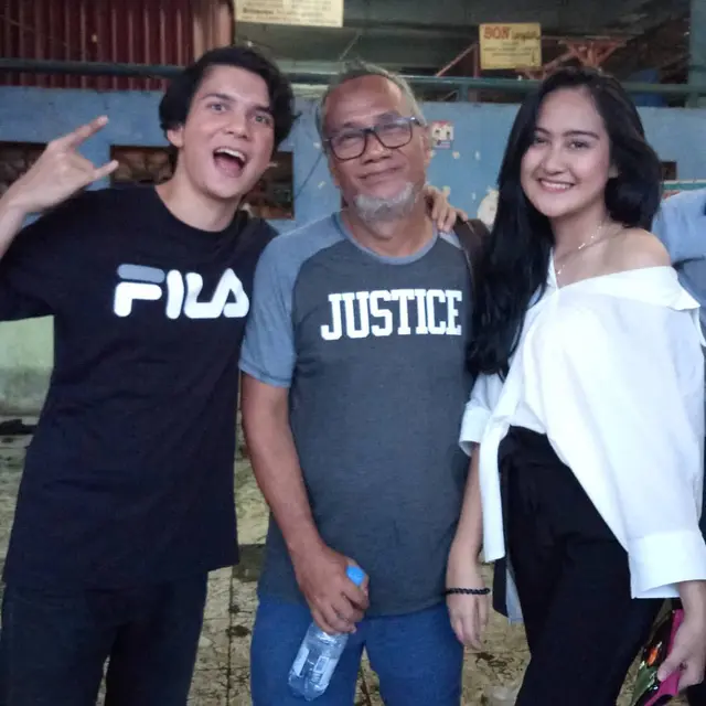 Main Film Bareng Ini 6 Momen Kebersamaan Salshabilla Adriani dengan Endy Arfian