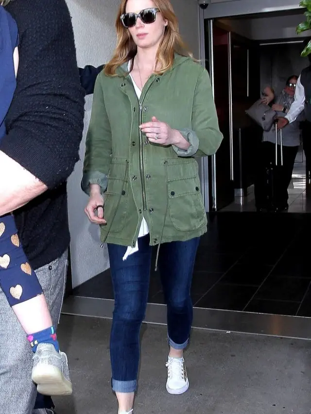 [Bintang] Emily Blunt