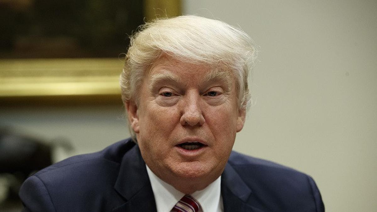 Donald Trump Larang Pembelian Rumah Keluarga Tunggal Timbulkan Ketidakpastian