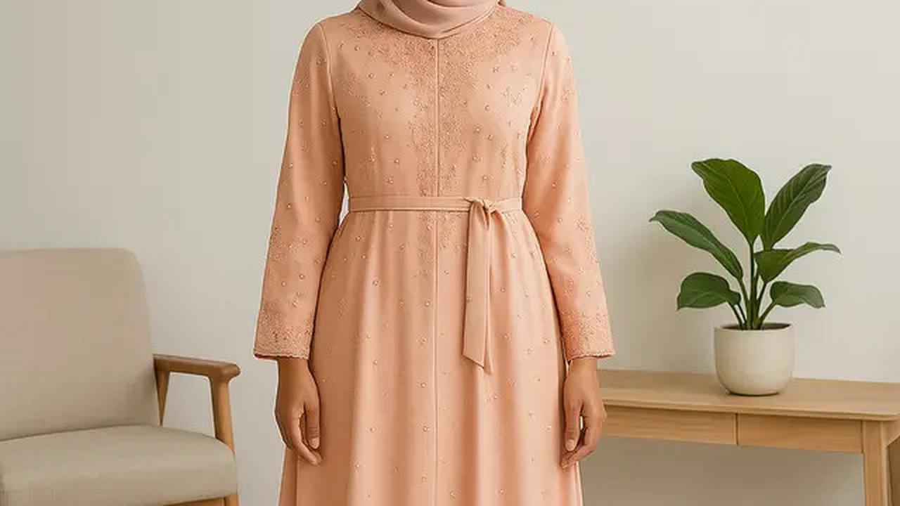 7 Trik Memilih Warna Gamis Sesuai Warna Kulit, Biar Enggak Salah Kostum