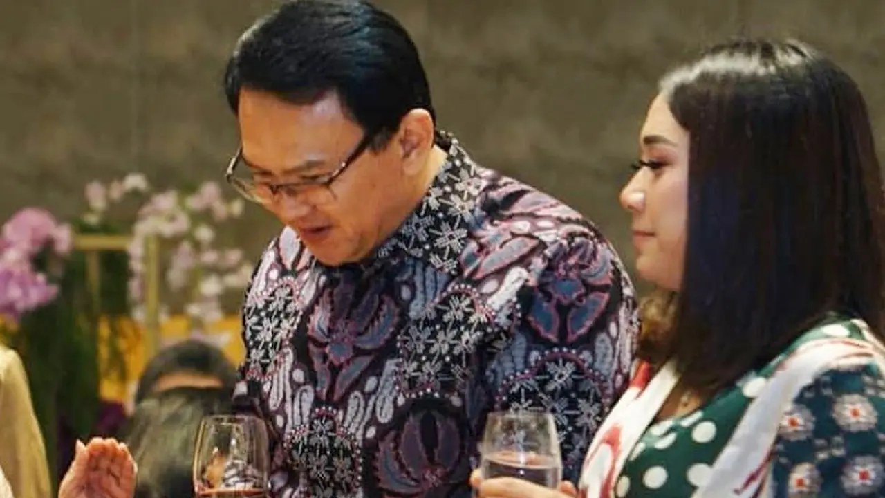 [Fimela] Ahok dan Puput Nastiti Devi
