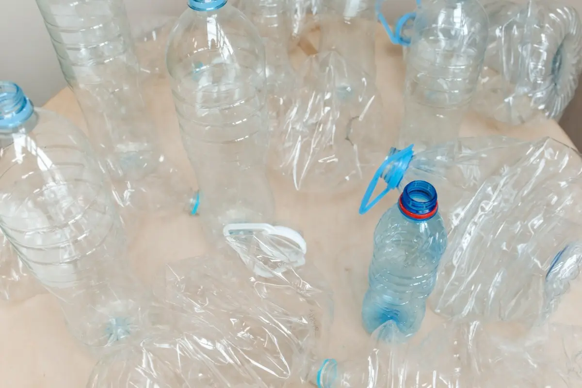 Daur Ulang Kemasan Sekali Pakai Bukan Solusi Masalah Sampah Plastik yang Paling Utama