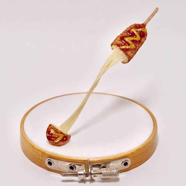 Seniman Ini Ciptakan Sulaman Makanan yang Unik, 6 Hasilnya Bak Sungguhan