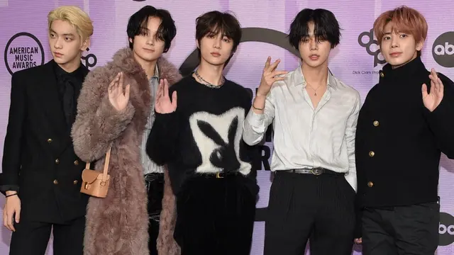Tomorrow X Together (TXT)