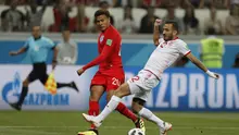 Gelandang Timnas Inggris Dele Alli (merah). (AP Photo/Frank Augstein)