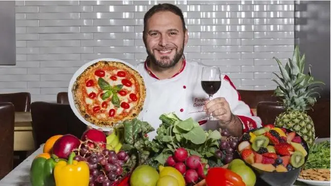 Makan Pizza, Berat Badan Koki Ini Malah Turun 42 Kg
