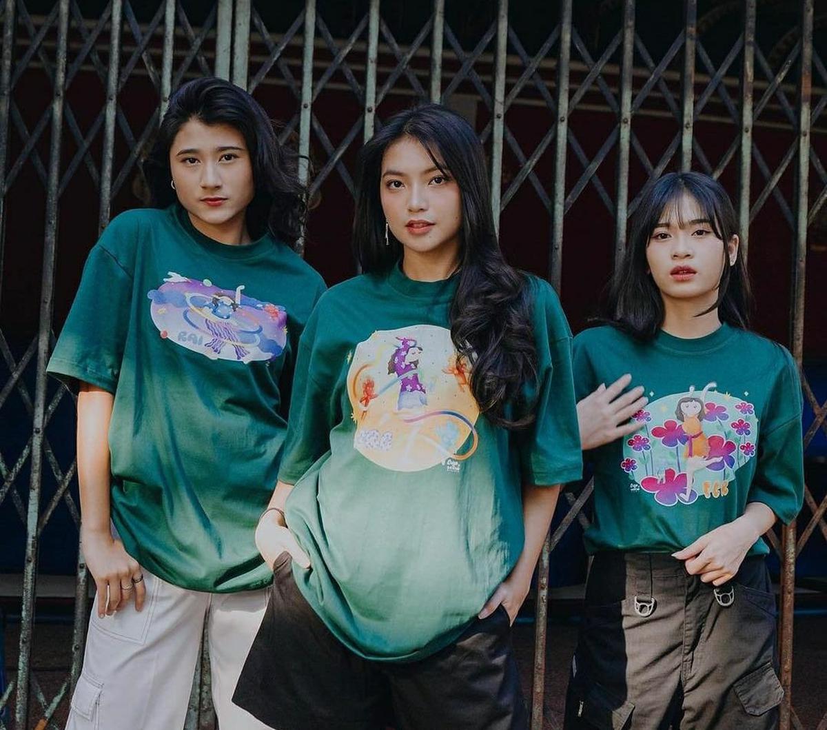 Spesial di tanggal 8 November hari ini, Erigo bersama 14 member JKT48 akan melakukan sesi live streaming di Shopee Live pada pukul 18.00 - 20.30.