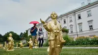 210 Patung Mini Mozart Raib di Salzburg