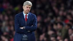 Arsene Wenger merupakan pelatih pertama yang menerapkan aturan ketat soal makanan di Liga Inggris. Ia hanya mengizinkan pemain Arsenal memakan daging, ikan, dan buah-buahan. Hasilnya, Wenger berhasil meraih 3 gelar Liga Inggris,7 piala FA Cup. dan 7 gelar Community Shield. (AFP/Ben Stansall)