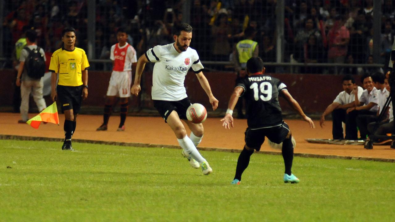 Park Ji-sung Cs Tumbang di Tangan Indonesia All Stars