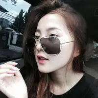 Fotonya telah banyak beredar di media sosial kini Rili Heralda, siswi cantik asal Bandung kebanjian followers. (Foto: Instagram)
