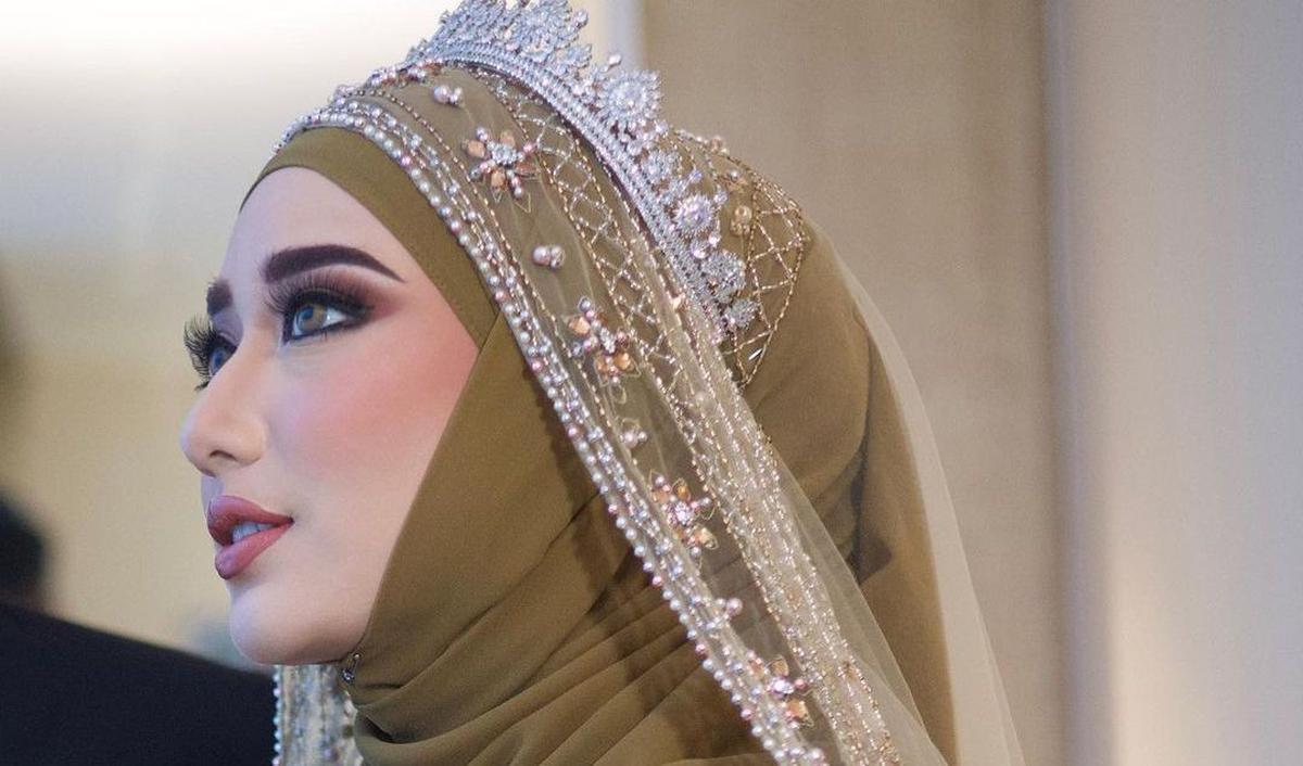 Tengku Syaira Anataya menikah pada 20 Juli 2023 dengan seorang pria bernama Jodi Andejo Koni.