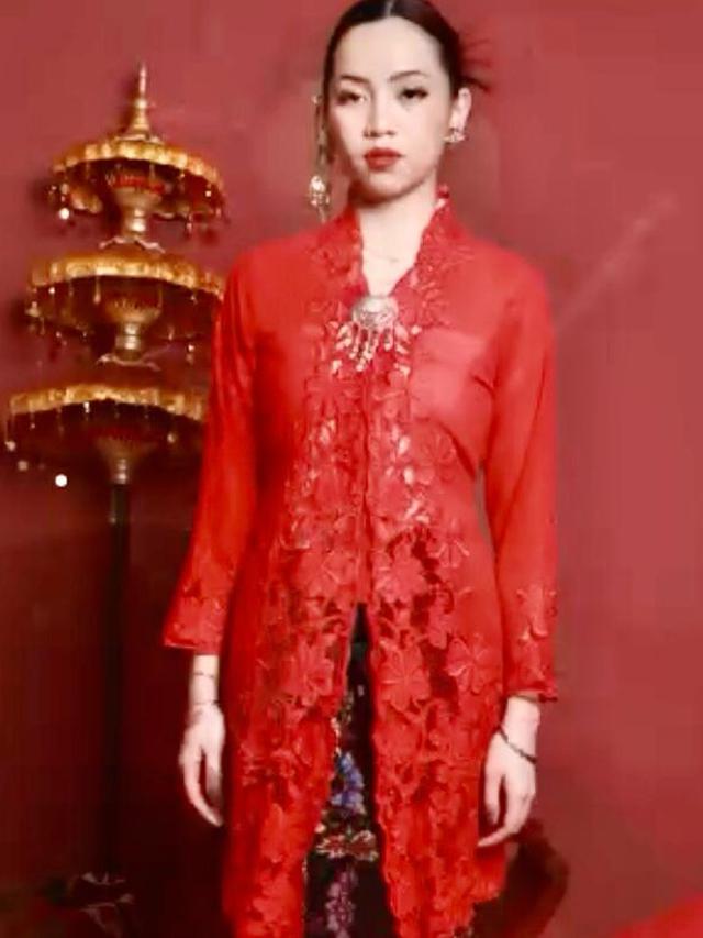 Ilustrasi Kebaya Kerancang Indonesia yang telah diakui sebagai Warisan Budaya Tak Benda UNESCO