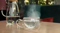 Manfaat Buka Puasa Diawali dengan Minum Air Hangat
