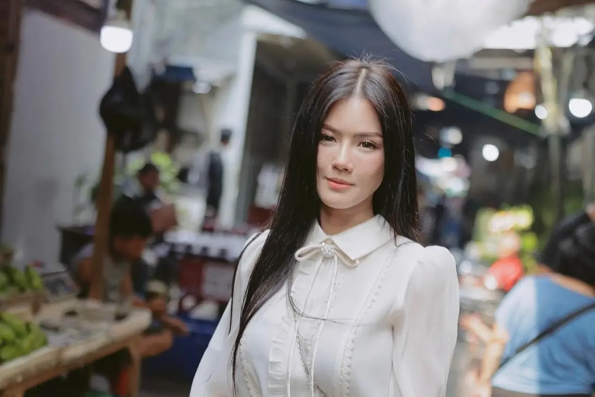 Pemotretan Nita Gunawan di Pasar