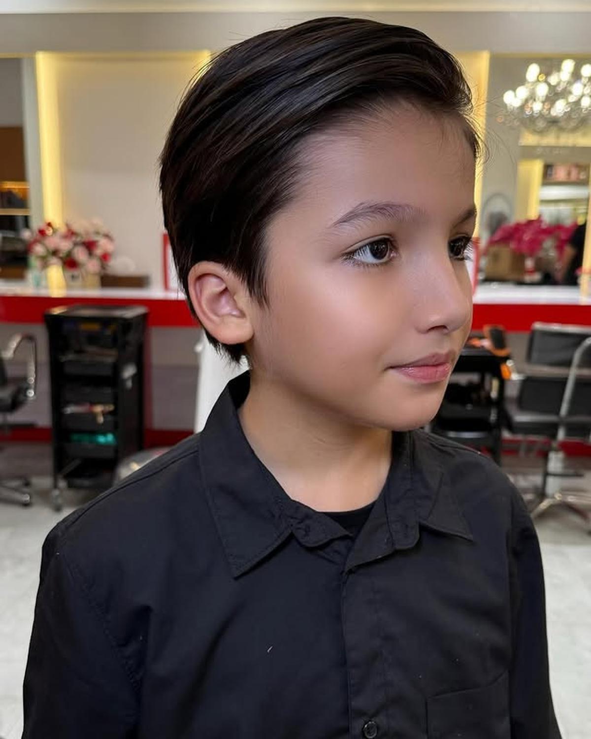 Sering Dikira Anak Perempuan, 7 Potret Malik Anak Sulung Tasyi Athasyia Potong Rambut Panjangnya