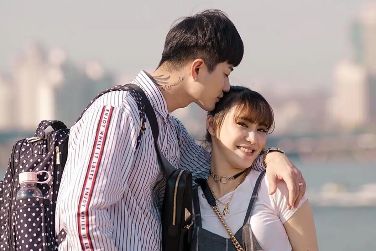 [Fimela] Lee Jeong Hoon dan Moa Aeim