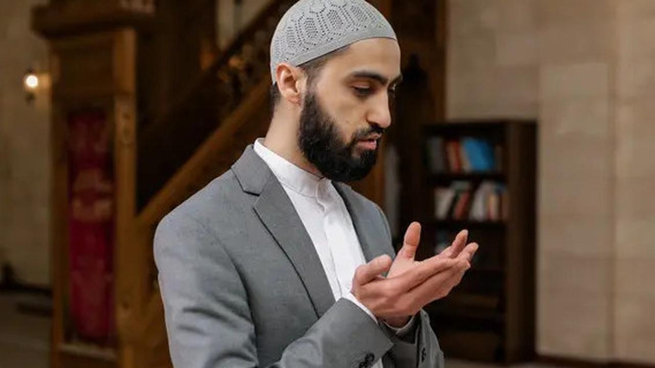 8 Bacaan Doa Jalur Langit yang Dapat Diamalkan, Memperlancar Rezeki hingga Mendapat Jodoh