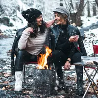 ilustrasi persahabatan/Photo by Hamid Tajik on Unsplash