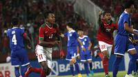 Mochamad Supriadi merayakan gol yang dicetak ke gawang Filipina pada laga perdana Grup A Piala AFF U-16 2018 di Stadion Gelora Delta, Sidoarjo, Minggu (29/7/2018). (Bola.com/Aditya Wany)