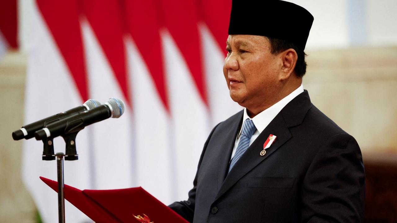 FOTO: Momen Prabowo Lantik 54 Menteri dan Pejabat Setingkat Menteri, Kabinet Paling Gemuk Sejak Orde Baru