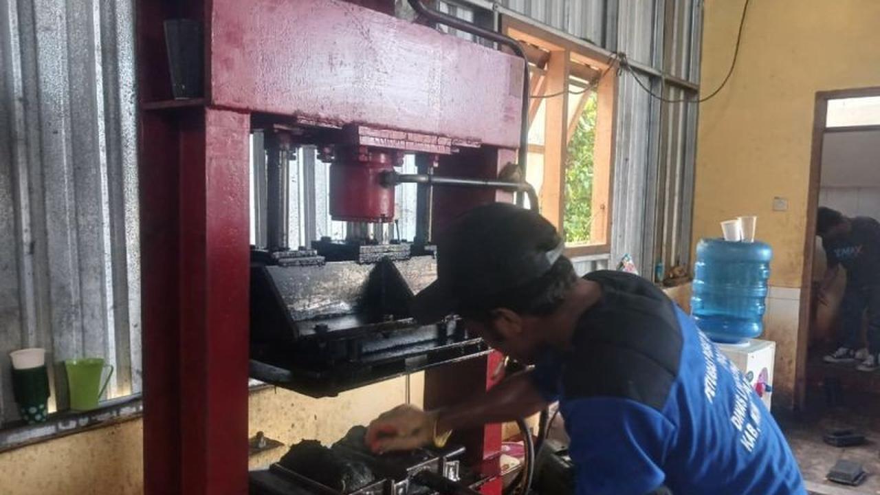 DLH Mimika Butuh Tambahan Mesin, Pengelolaan Sampah Plastik Mimika Mendesak Ditingkatkan