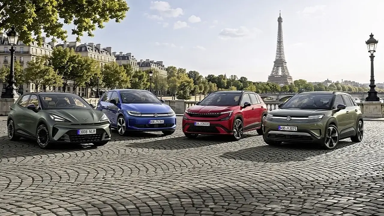 Kuartet EV Terjangkau VW Group Berjajar Gagah di Paris, Laris Dipesan 150 Ribu Unit