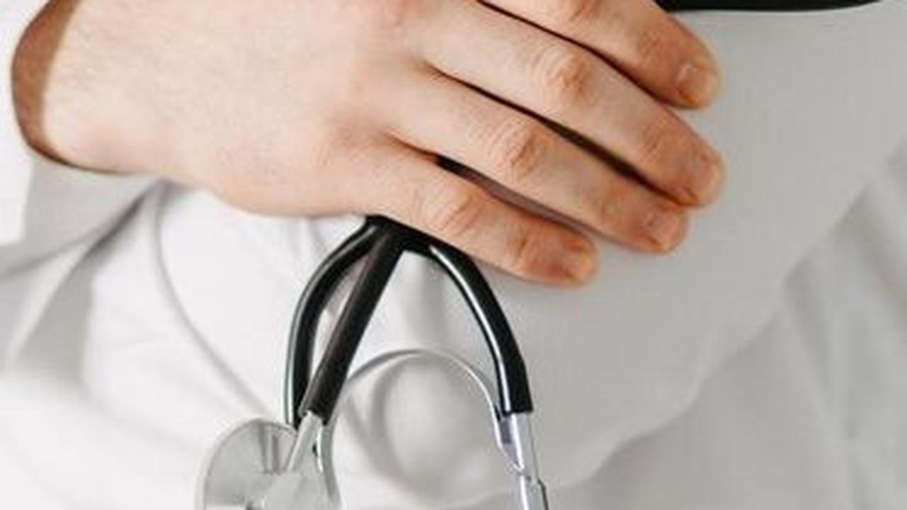 Contoh Cerita Lucu Bahasa Jawa: Dokter Salah Songko (Dokter Salah Sangka)