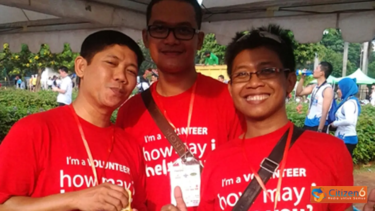 131028bvolunter.jpg