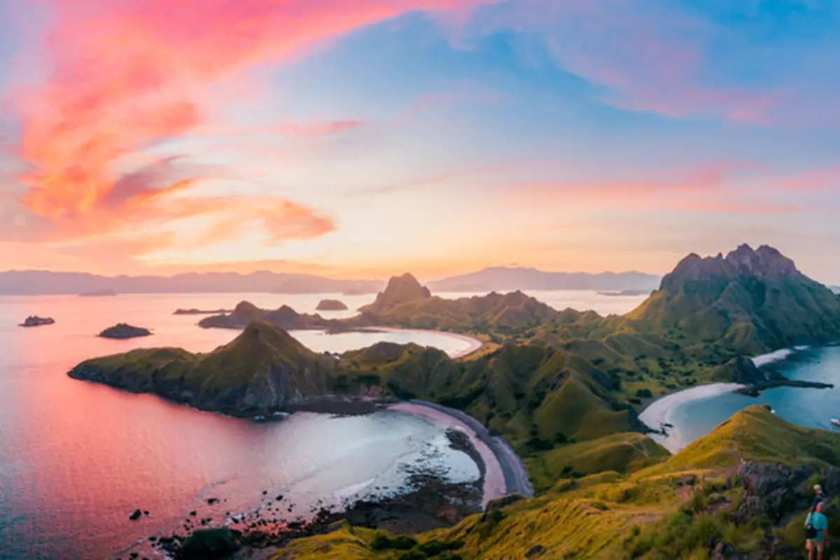 Mengejar Sunset Akhir Tahun Teromantis di Labuan Bajo